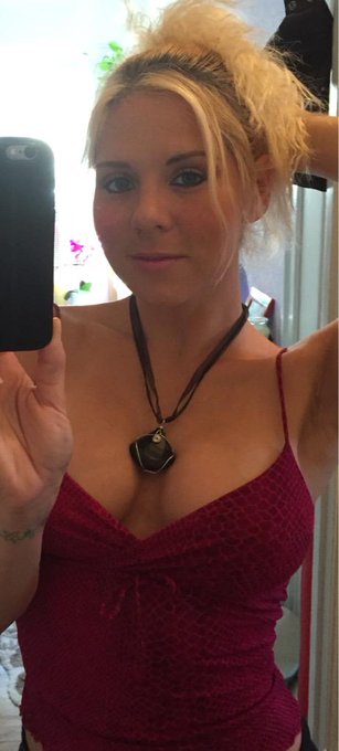 Rocking the 80&#039;s hair today ;) and the boobs apparently lol http://t.co/cSkWDEsRSf