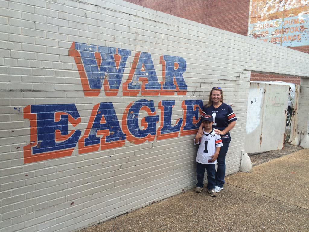 AuburnRealtyLLC's tweet photo. Homecoming with my favorite little tiger! #wareagle http://t.co/DmaruZsJtr