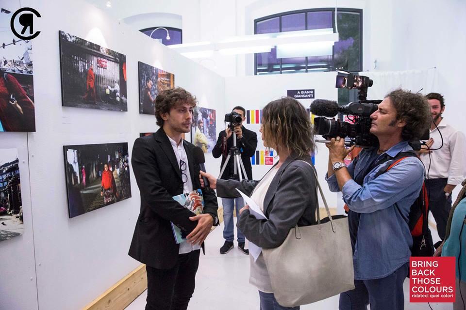 jacopobrg's tweet image. Troupe @TG1_RAI. Inaugurazione @Museo_MAXXI per Bring Back Those Colours. #BBTC #ReactCreating