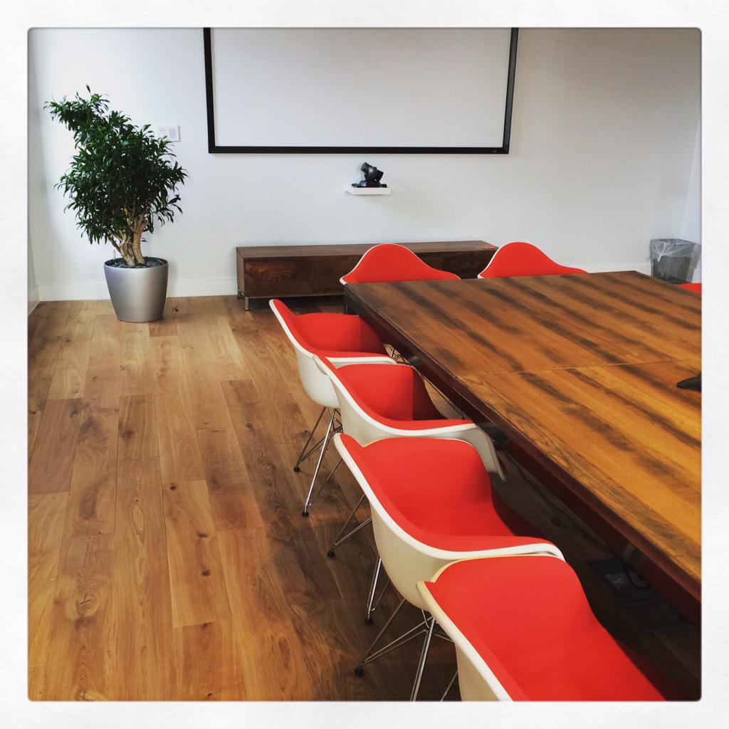 A great looking installation of <a href="/TedToddFlooring/">Ted Todd</a> engineered Oak installed for a top #London client #AffinityFlooring