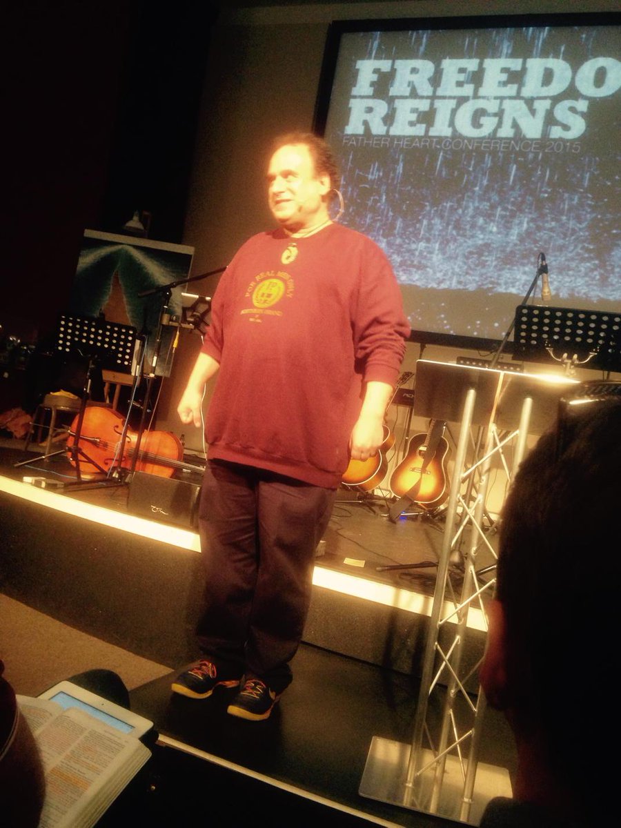 NathanAdams186's tweet photo. Stand up comedy mixed with profound and pastoral preaching #FHC15 http://t.co/79TugIKA3Q