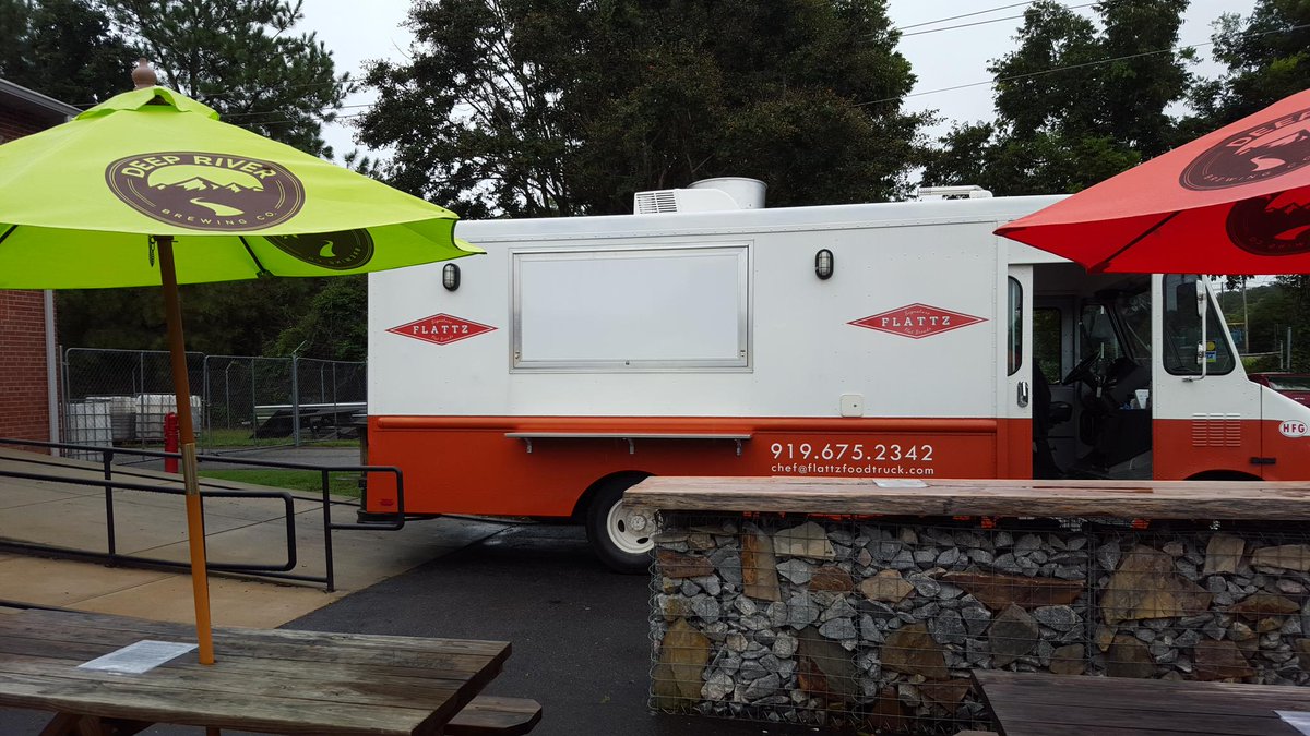 New food truck Flattz Flatbread hanging out at the brewery all day today! Come give them a try!