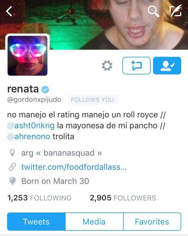 freehugslrh's tweet photo. RENATA NOS ACABA DE DAR FOLLOW OMG #bananasquad #apocalypse #nov13 http://t.co/VPVH0GcCOh