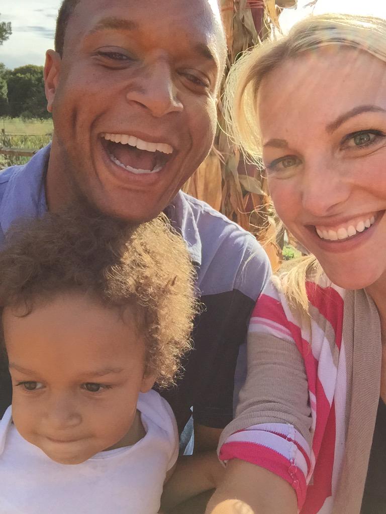 lindsay-czarniak-on-twitter-can-t-wait-to-watch-craigmelvin-anchor