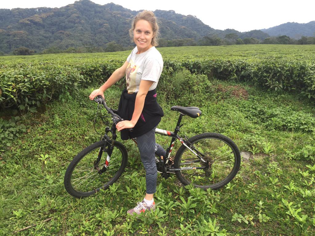 RachelToovey's tweet photo. Finally found a bike at beautiful @StayNyungwe #ddrrontour #cpbikephd #activerwanda @DavidTooveyKGL @CRE_CP http://t.co/fu5zNQ41l4