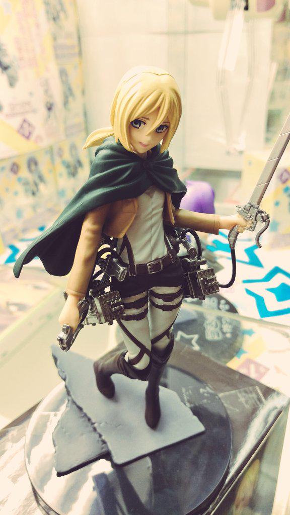 タカラ島 小松店 Sur Twitter 進撃の巨人クリスタフィギュア入ってます 今までプライズで出た進撃フィギュアで一番かわいい なんてったって俺達の女神様だもんね 進撃の巨人 クリスタ Http T Co 0azfbw2gl4