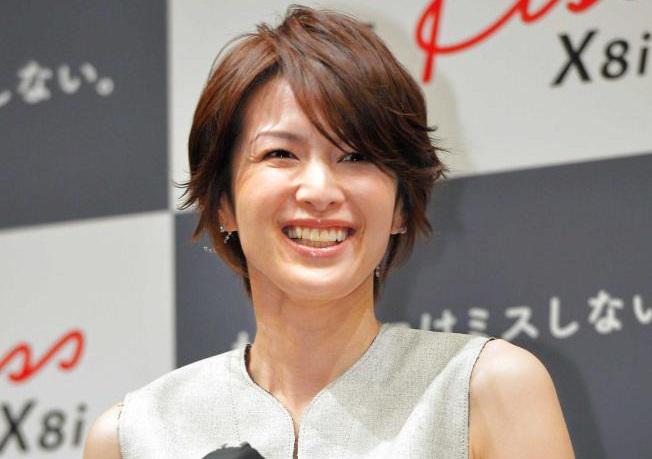 スキマ 公式ツイッター Twitterren 吉瀬美智子の髪型 ショートレイヤー 4つのポイント 失敗しないためのオーダー方法やスタイリングのコツを紹介 Http T Co Tjn67dxmrq Http T Co Fknt9juagl スキマ 公式ツイッター Twitterren 吉瀬美智子の髪型 ショートレイヤー 4つのポイント 失敗しないためのオーダー方法やスタイリングのコツを紹介 Http T Co Tjn67dxmrq Http T Co Fknt9juagl