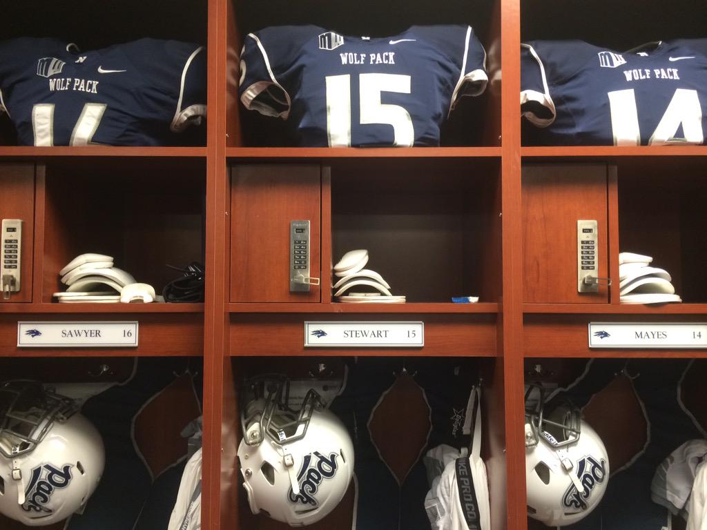 Nevada Football On Twitter View From Inside Our Locker Room Nevada Will Be Wearing A White Helmet With The Script Pack Logo For Today S Game Http T Co Dzrr75sr5r
