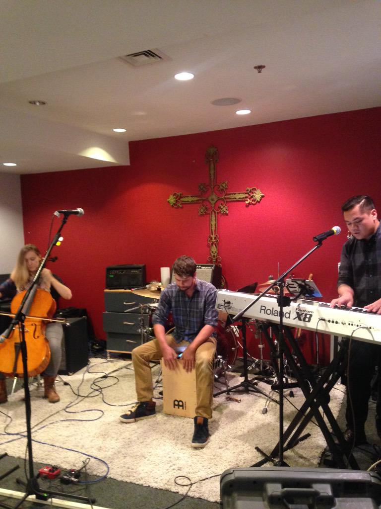 andrewmeher's tweet photo. Excited about leading worship with these worship leaders tonight!  Come join us! @WCentralUSNE @citylifenj #wcnyc http://t.co/zp0ZU9TlK5