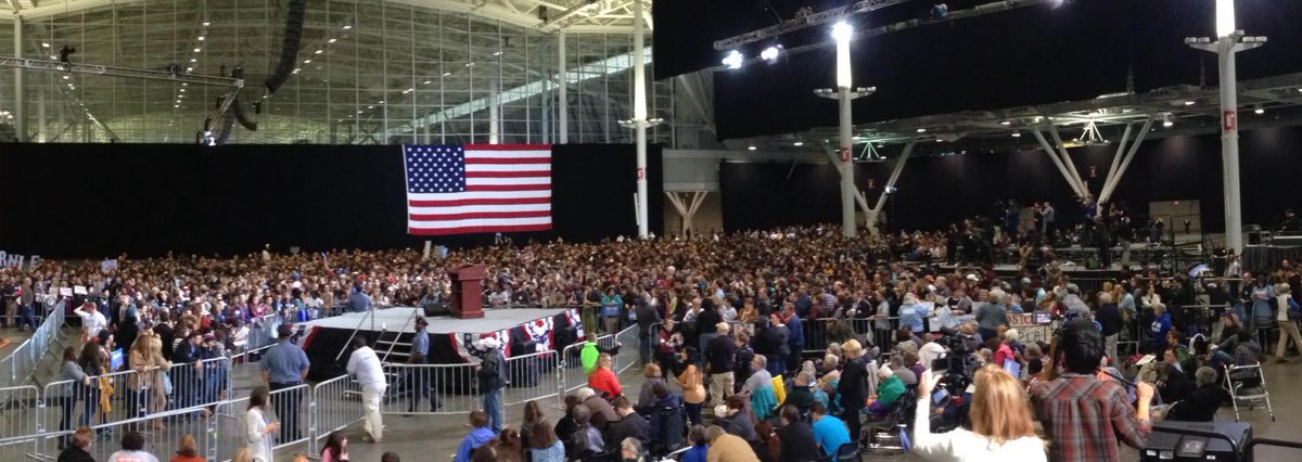 WPJohnWagner's tweet photo. The Bernie Sanders crowd in Boston, 40 minutes before the event starts. http://t.co/lyeURQBx4l