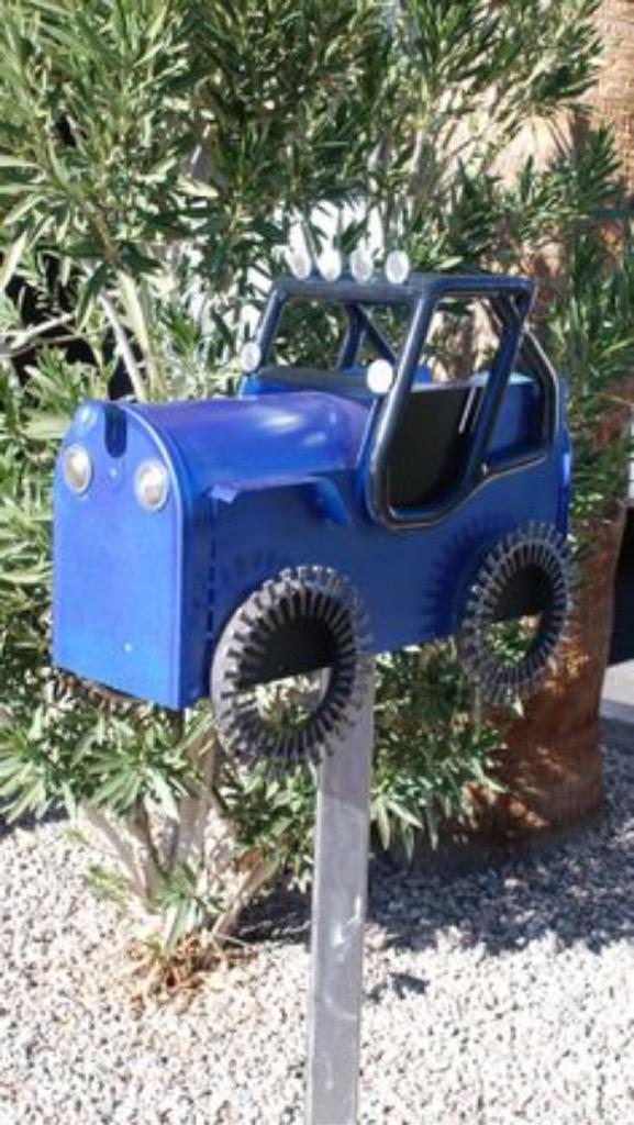 rpx53's tweet photo. Sweet mail box! #JeepFamily #JeepMafia #jeepmail http://t.co/Wi1NPzqcZR
