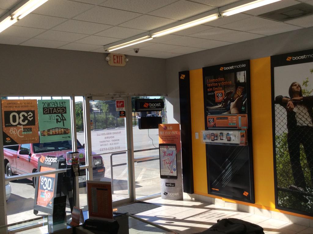 SPG_QMeredith's tweet photo. BR partner: Training,Posters,Goals done!! #PROMOREADY #centralSPGrocks @johnfisbeck @TimMiller44 @SpgHouston http://t.co/phBQKAGxzc