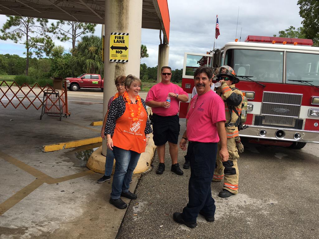 dejarnette22's tweet photo. #homedepot268#serviceevent#firesafetyevent http://t.co/RJ9Ndorq1V