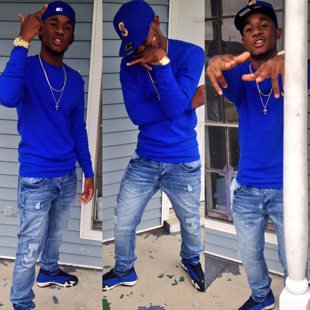 MjayDaGr8's tweet image. Yo boy want fumble mama #DaGr8