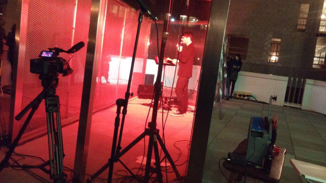 JoeMistereigie's tweet photo. @sendreceivefest Ray Fenwick, Thursday night at the Plug In #sendandreceive2015 http://t.co/fxh6C3HYX8