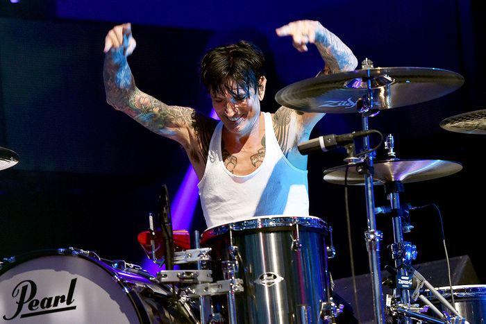 Happy birthday to Tommy Lee! Show the drummer some love! Here are 13 more we adore:  