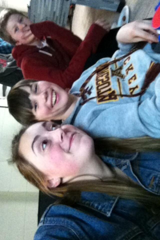 madiiiskis's tweet photo. Happy birthday Max!! U are so ski!!! Also congrats on winning the duck throwing game #freepresents http://t.co/VJTwKzhE4k