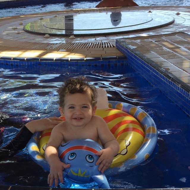 FaridaMeky's tweet photo. My baby 🙈❤❤ you 're the best thing in my life ever ❤👶👌 http://t.co/7EJrLXGLaj