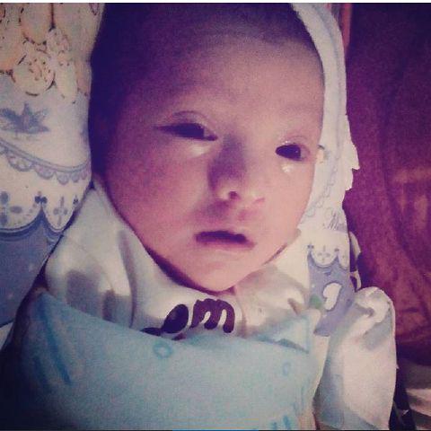 Dan inilah Aquilla Putry Belo {}♥ Ana kpertamaku yang lucu,manis,baik,dan akan menjadi orang yang sukses ☺ Amin