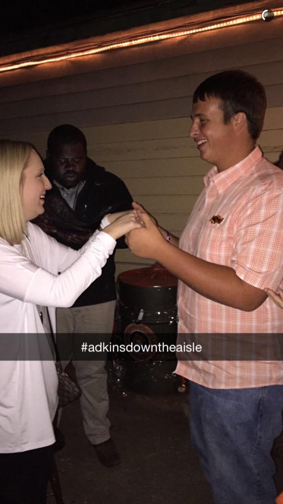 EXOhoco's tweet image. Beautiful wedding.HOCO LOVE #adkinsdowntheaisle  @wkuykendall @alexandra7grace