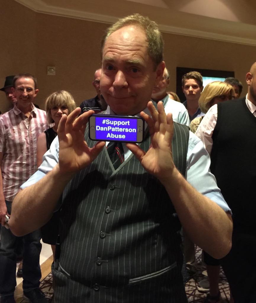 DPatzMLevFanCon's tweet image. Even @pennjillette and @MrTeller #SupportDanPattersonAbuse! #DPatzMLevFanConVegas2015 @DPatzMLevFanCon #Vegas