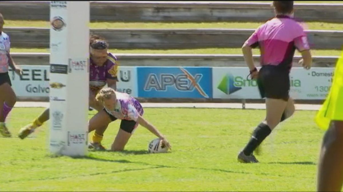NITV's tweet photo. WATCH Women's 2nd semi highlights - Murri Carnival QLD http://t.co/dTcuyFuKKf #KooriKnockout #MRL2015 http://t.co/QSMIpuQGmD