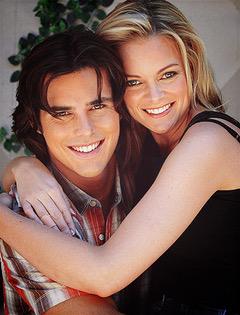 Days50Years's tweet photo. SHAWN AND BELLE COMING SOON #Days50 #Shelle http://t.co/XFDq9RFGhX