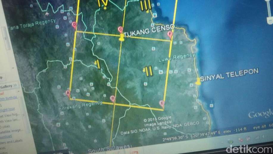 detikcom's tweet photo. Cuaca Cerah, Pencarian Aviastar Juga Dilakukan dengan Penyisiran Pantai http://t.co/p8gExuQwub http://t.co/jP0UexAfgy