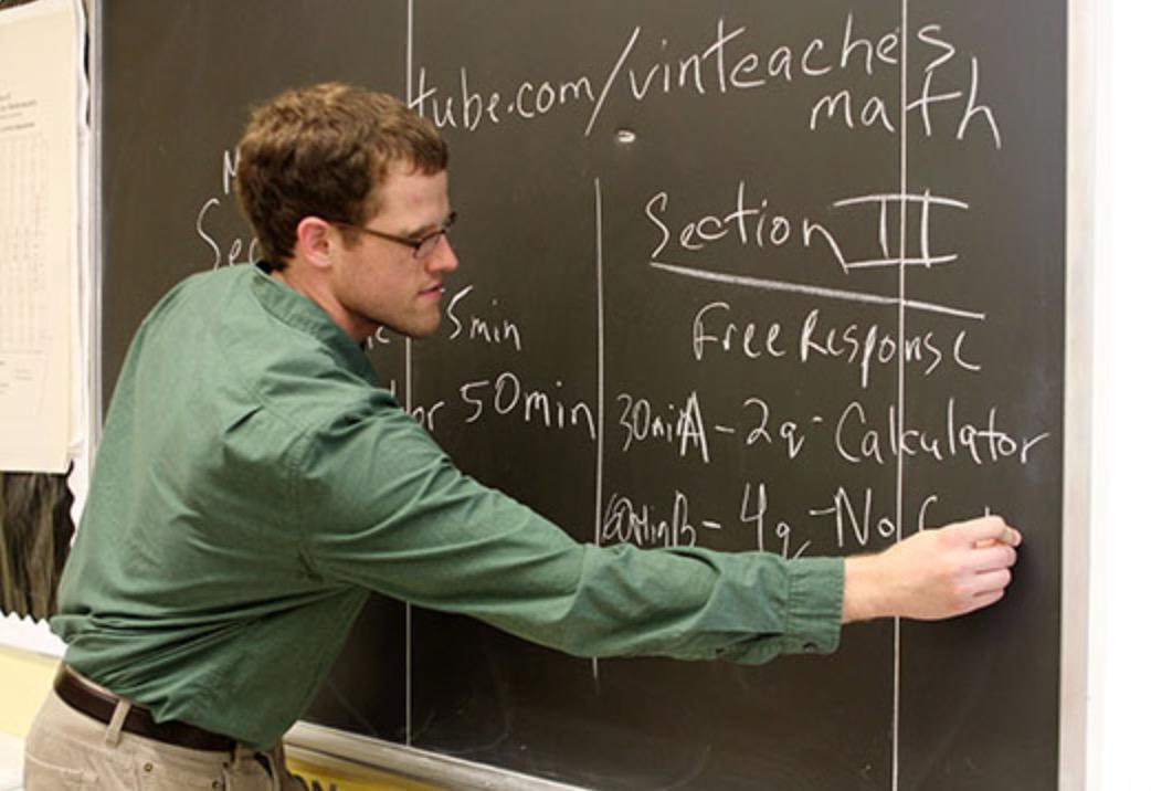 BrianUFT's tweet photo. Public school teachers like Vincent from New Dorp HS are EVERYDAY HEROES:  http://t.co/6oOIr6OYzn @UFT #ForOurKids http://t.co/v4XmUlSAYH