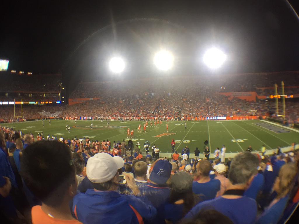 _lexxx12's tweet image. 5-0 😈🐊 #ChompChomp #3Who