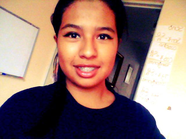 gigicarolina00's tweet photo. Cat Eyes <3
#LifeWithSelG Happy Birthday Darling <3 http://t.co/aDNQOE0Q25