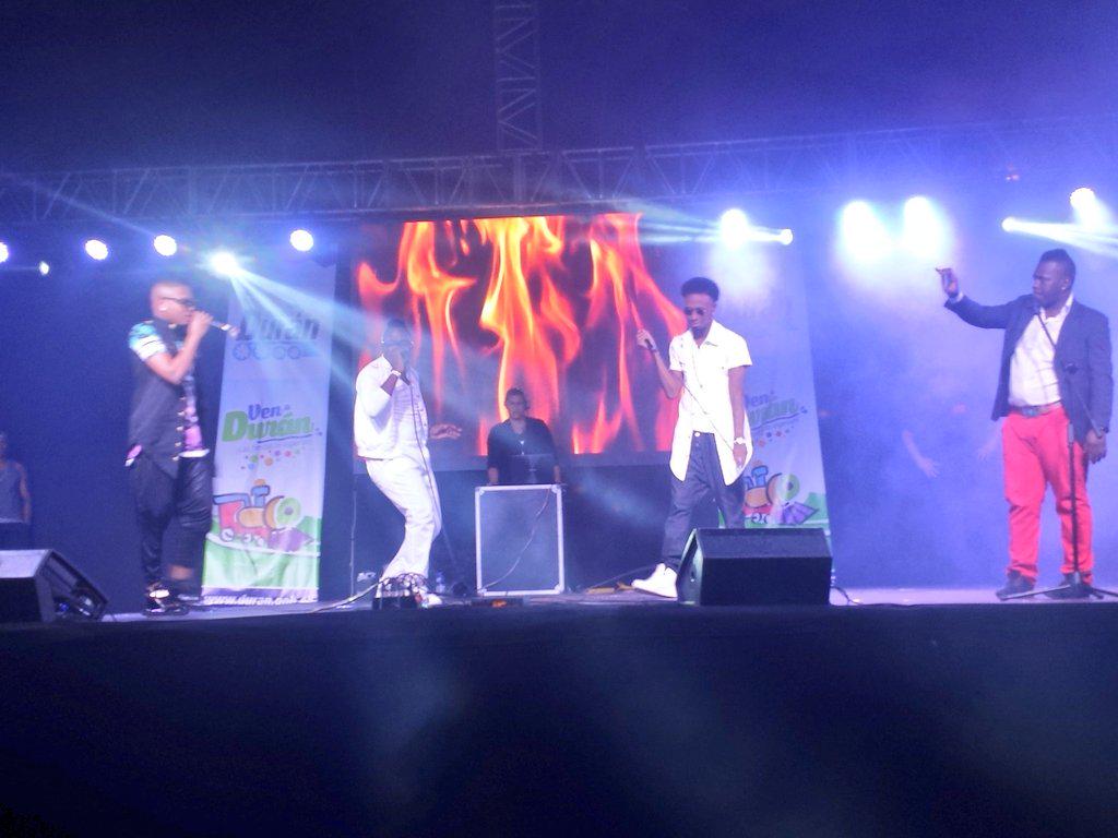 AlcaldiaDuran's tweet photo. Porque #ElRecreo lo pidió #3DCorazones #ConciertoDeSalsa #LosNegrosEstanDeModa #DuránEsTuyo #DiloConOrgullo http://t.co/SPYbEMiuc0