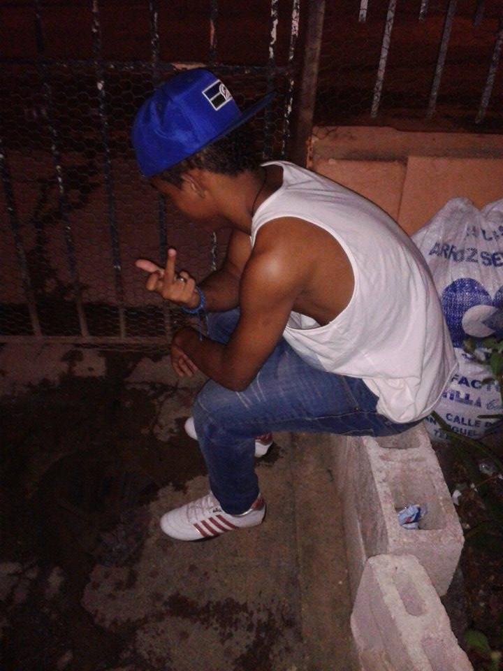 capOny09's tweet photo. - YO TengO Un FLow #CabrOm ;) http://t.co/HD8ETDyk87