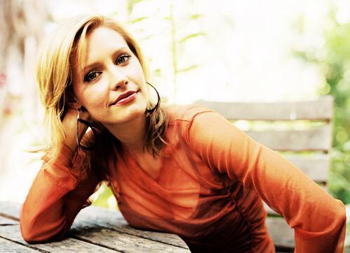 Mia Rutherford (@SisterOfTheLion) | Twitter