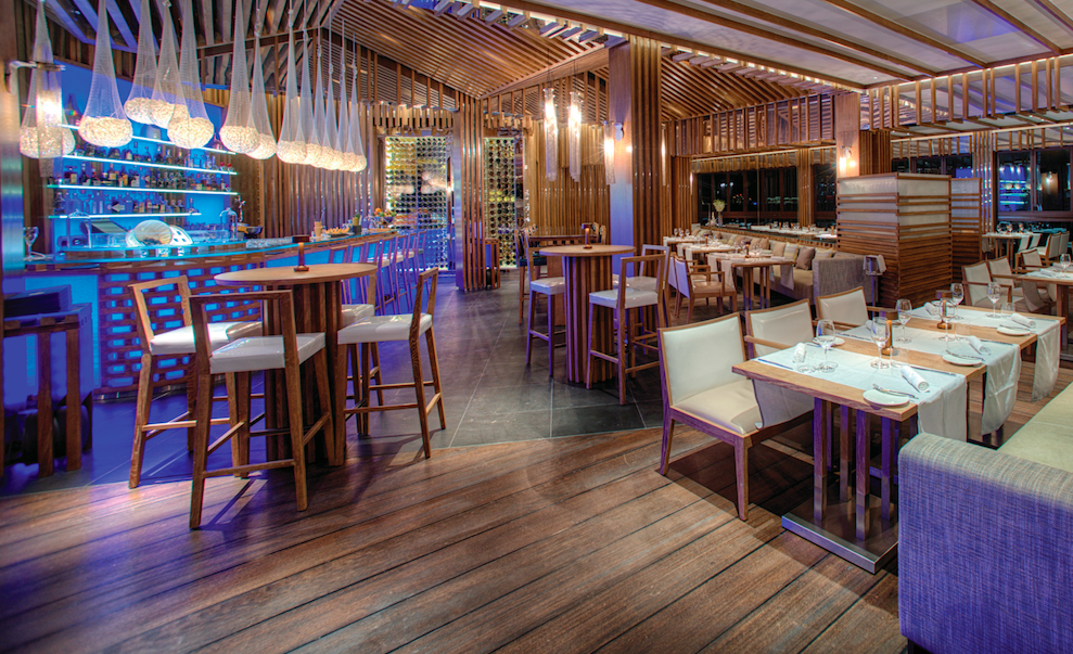 PerrierAE's tweet photo. A new seafood menu at @PierchicDubai calls for an immediate tasting! #Hotspot #Dubai http://t.co/glgOz62Fsh