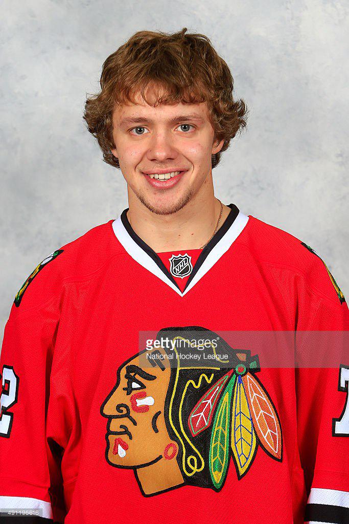 PanarinArtemi72's tweet photo. Artemi's ready to fight #ChicagoBlackhawks #Panarin72 http://t.co/45MUjud7Xs