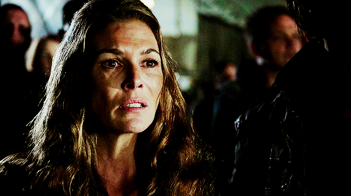 rtfavfemale's tweet photo. abby griffin / the 100 http://t.co/0HtoqT8Qmj