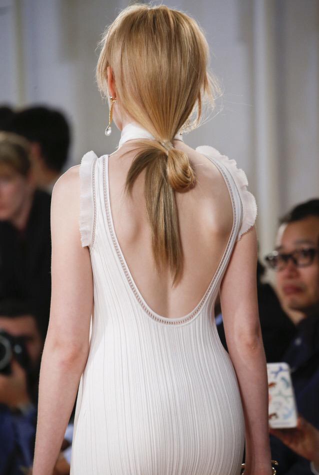 artoftheserpent's tweet photo. Balenciaga Spring 2016 RTW http://t.co/tMmz9AnObT