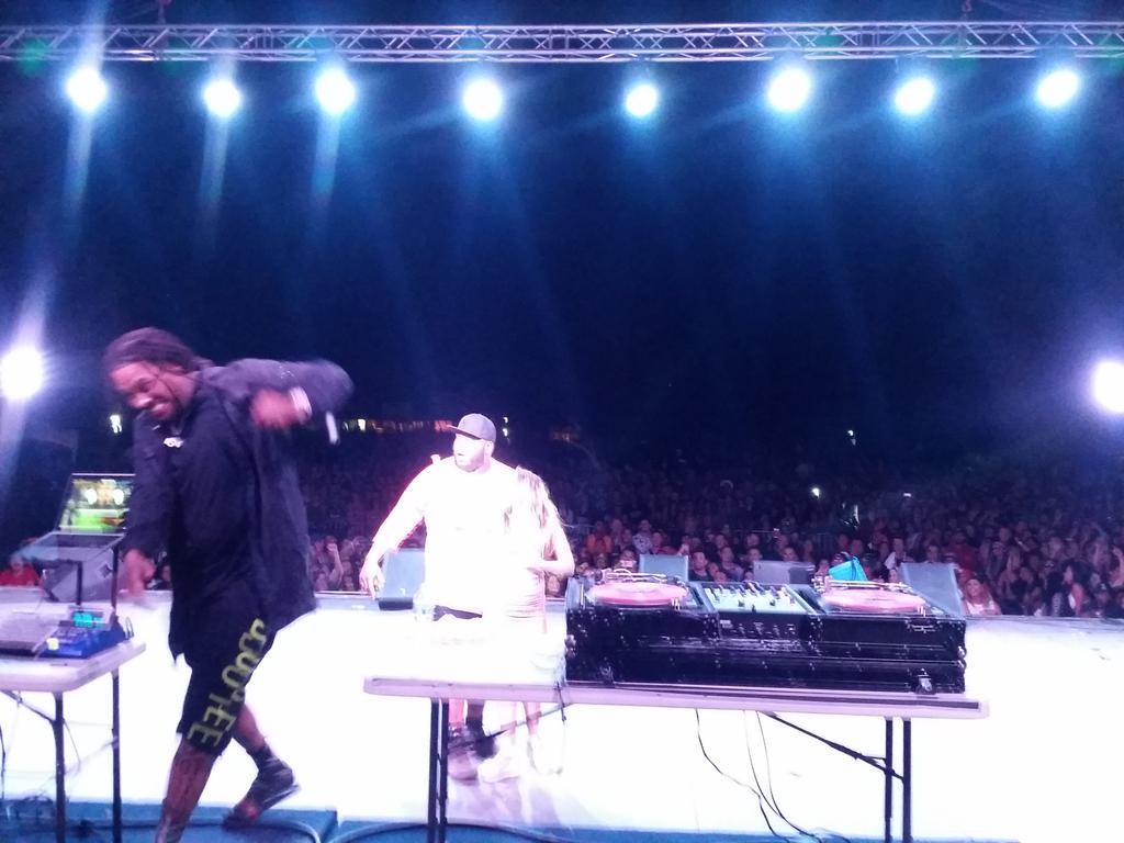 55Fulton's tweet photo. That moment when @WuTangClan is running late so @WakaFlocka jumps on stage and keeps the crowd hyped! http://t.co/G5azTAoRI6