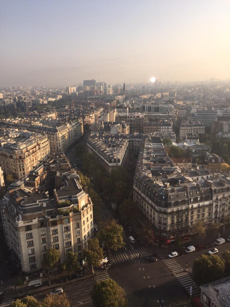 chrishayes24's tweet image. Nice view from hotel this morning. Raring to go nw. #solepower 🏇🏿💨