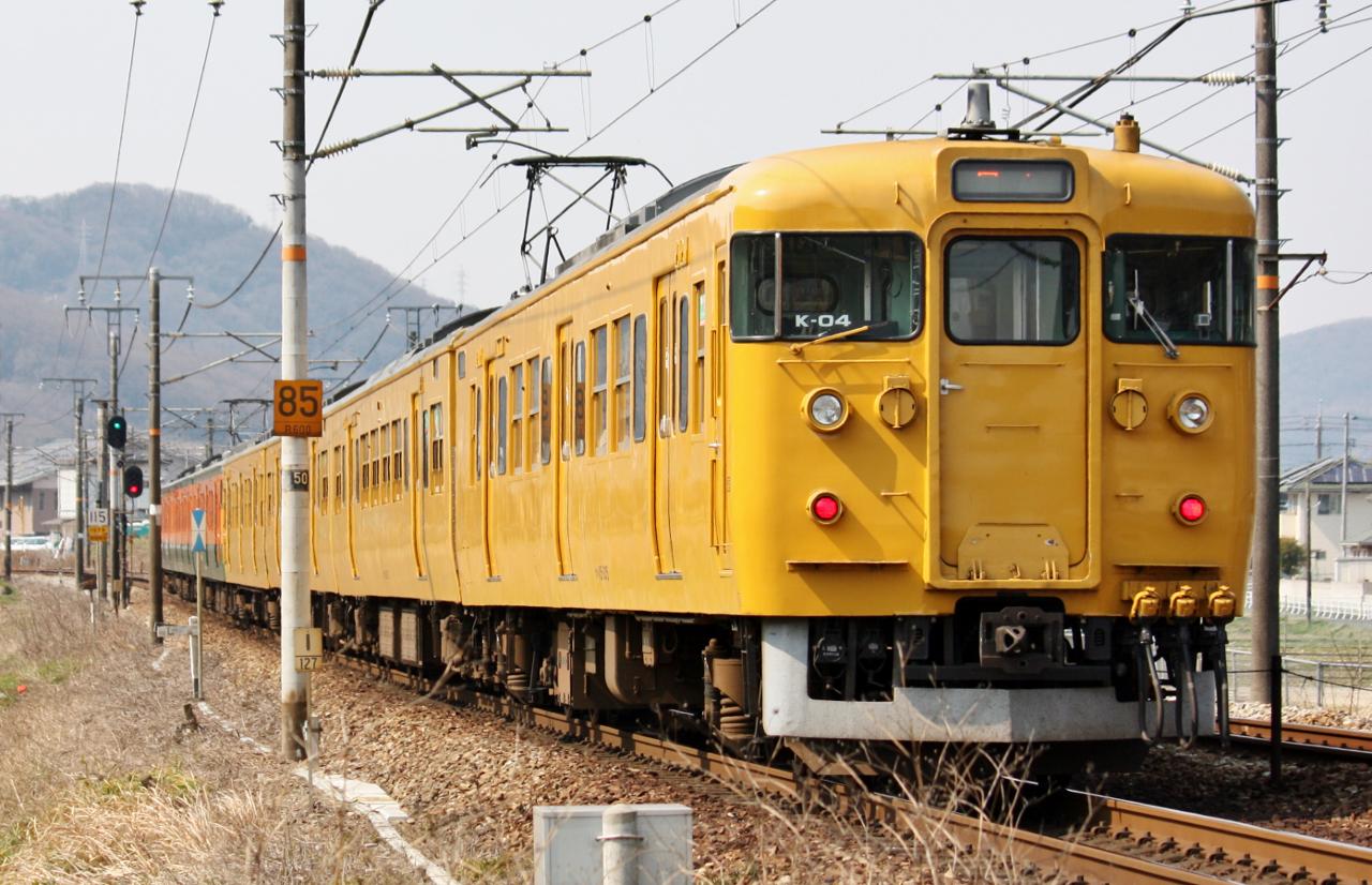 [加工品] 115系 関西更新色 岡オカK編成タイプ 岡山桃太郎 on X: 