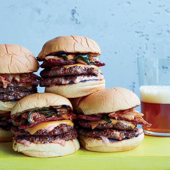 30- minute #burger!!!!!! fandw.me/1OpeZhL @FoodAndWineMag #meatyweekend