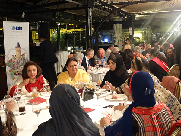 Turkishchapter's tweet photo. Feriye Restoran'daki akşam yemeği
Dinner at Feriye Restaurant
#RALCRC2015İstanbul #ASHRAE #ASHRAETC http://t.co/iqbOSQmXYY