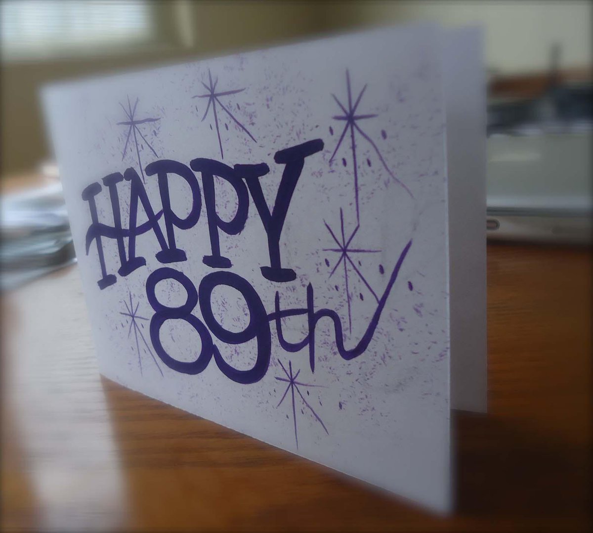 Ric_Steed's tweet photo. had my sables out,
lettering a birthday card for a friends mom...#nanaimo #handletterers #gottaluvnanaimo http://t.co/0626o2K2Yj