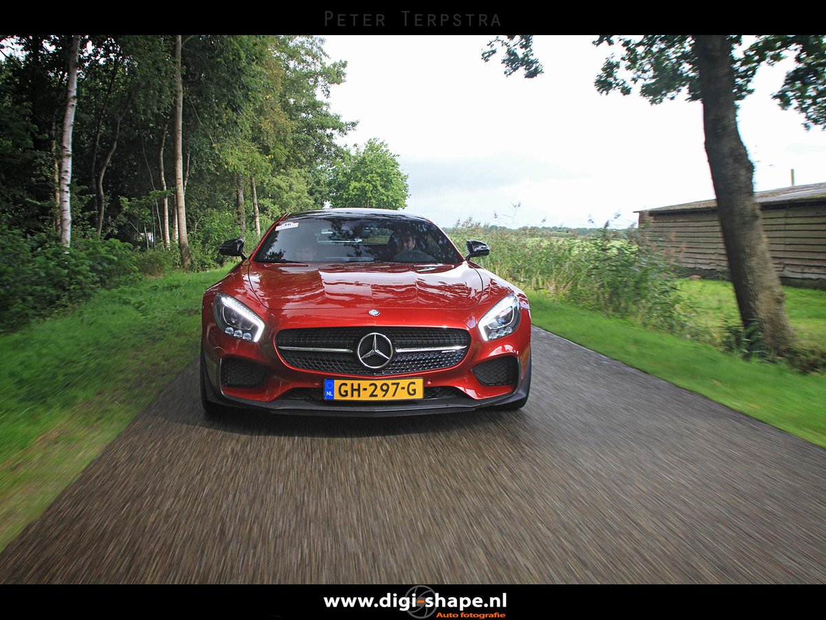 Vers uit de showroom: de #Mercedes-Benz #AMG #GT. #blauwvingerrally
