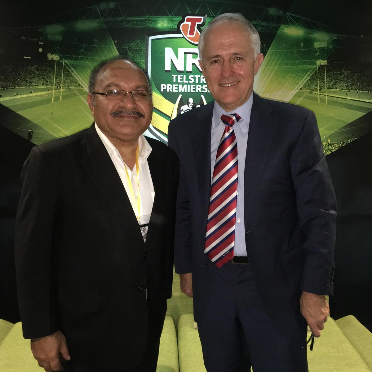 Rugby League diplomacy  at #NRLGF meeting PNG PM O'Neill @pm_gov_pg at a very exciting &amp; tight game tonight.