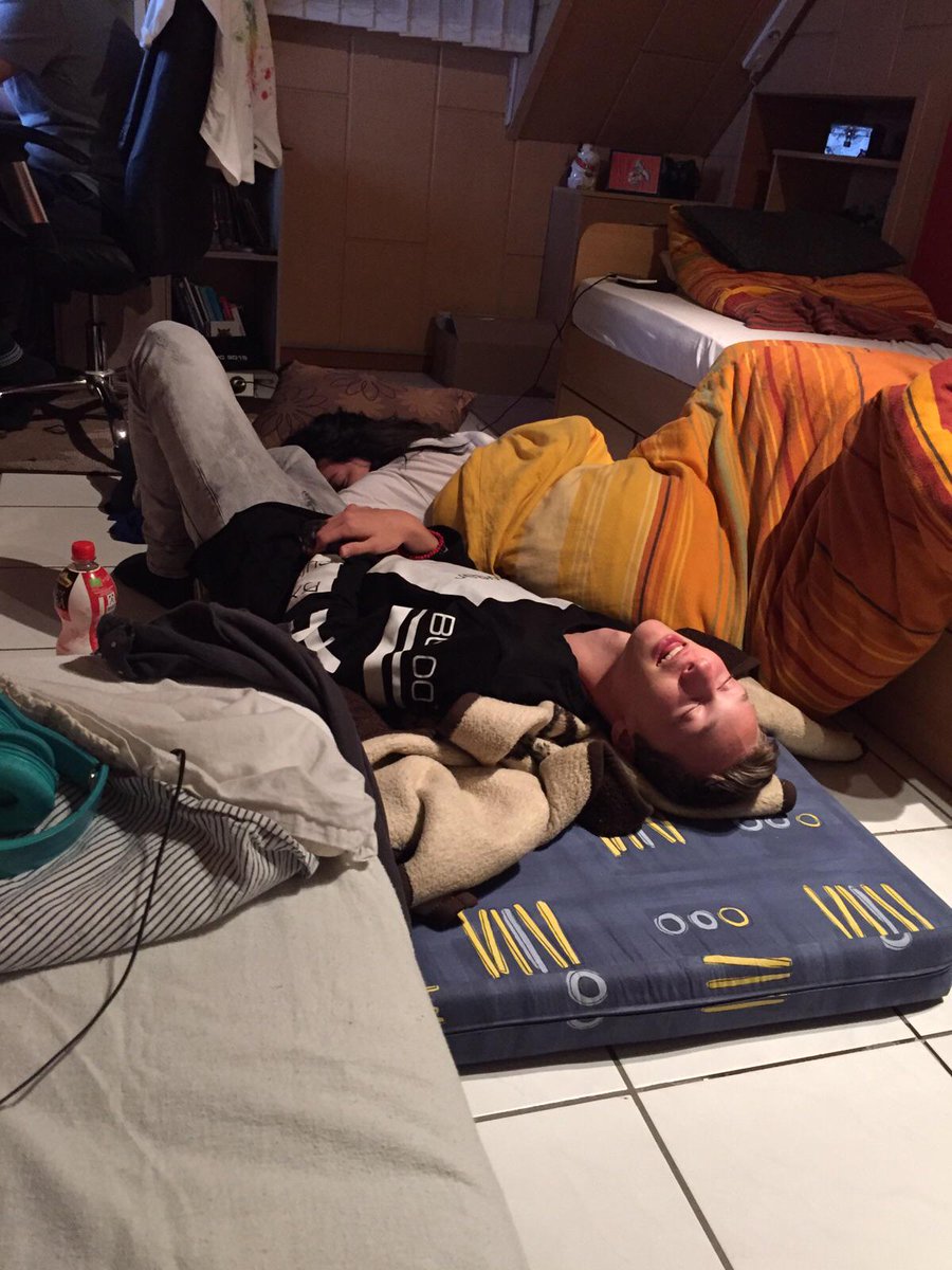 _norf_'s tweet photo. #sleeppower #ehersleepalspower http://t.co/17lDTcpCzf