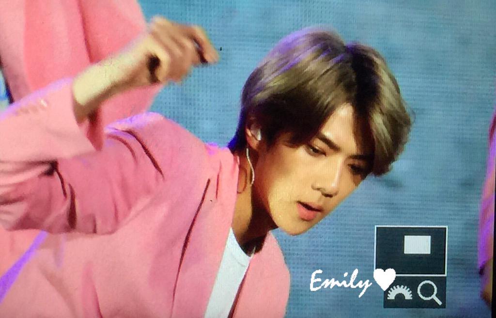EXOSEHUNMAMA12's tweet photo. [Preview] 151004 Sehun  @ Gangnam K-POP Festival (Cr:Emily❤️) /2 http://t.co/oTOan0l5tl