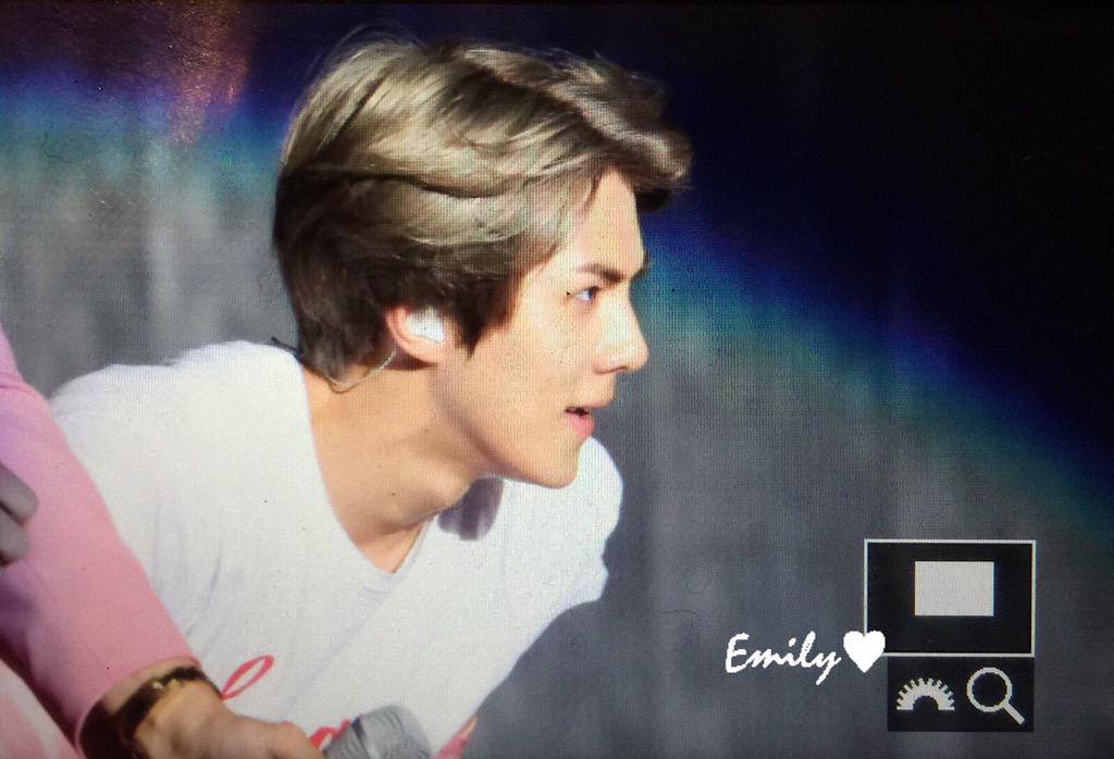EXOSEHUNMAMA12's tweet photo. [Preview] 151004 Sehun  @ Gangnam K-POP Festival (Cr:Emily❤️) /2 http://t.co/oTOan0l5tl