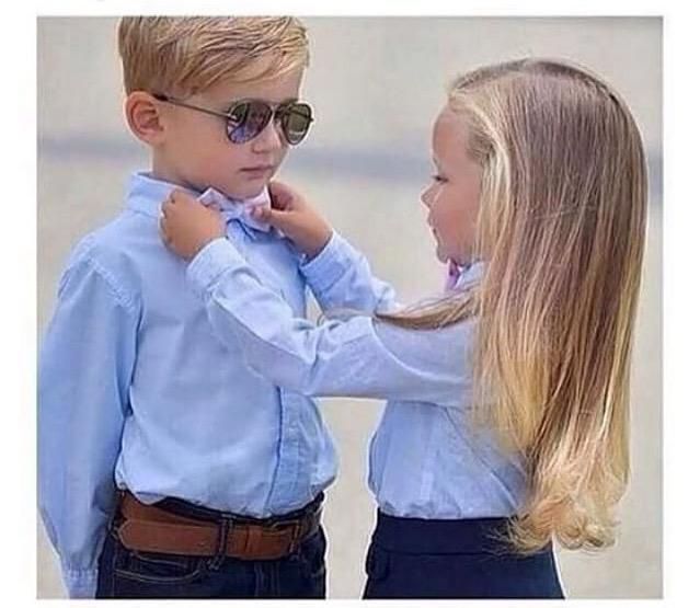 BestTweetsVines's tweet photo. JE CRAQUE C'EST TROP MIGNON 😍 http://t.co/JsA0h28YUK